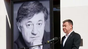 Sala Mare a Teatrului Naţional Bucureşti a primit numele actorului Ion Caramitru