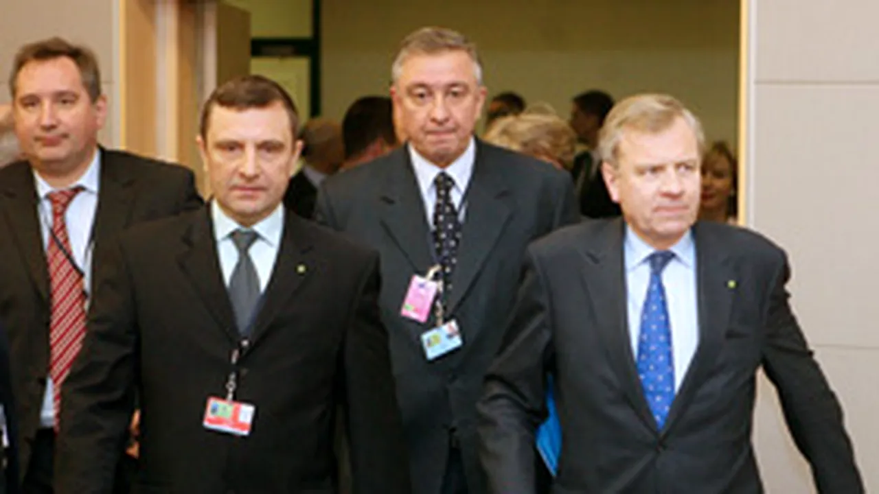 NATO: Rusia să anunţe înainte de a efectua exerciţii militare şi să îşi tempereze retorica