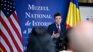 Nicușor Dan și Ambasadorul SUA la București îi îndeamnă pe români să viziteze expoziția de artă dedicată Americii