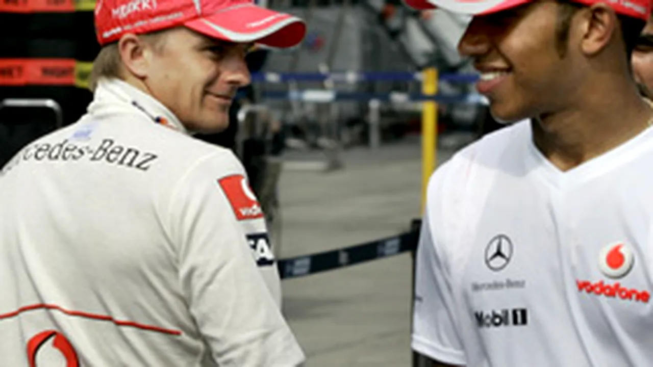 Kovalainen şi Hamilton retrogradaţi cinci poziţii pe grila de start la GP al Malaysiei