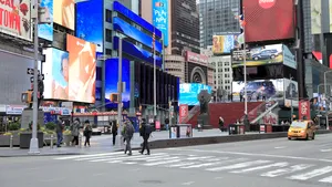 SUA înregistrează peste 93.000 de decese cauzate de Covid-19