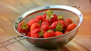 Un robot care culege fructe a câștigat un premiu național