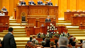 Mihai I încă mai face clasa politică să tremure. Ce scrie presa internaţională despre discursul Regelui în Parlamentul român