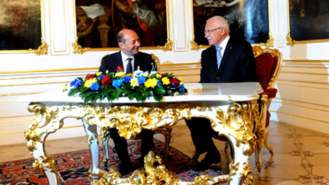 Băsescu: Dacă discutăm de unire cu R.Moldova, se poate întâmpla doar când cetăţenii ţărilor vor dori