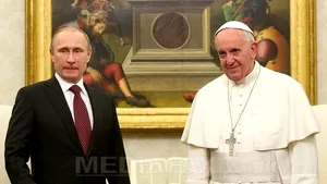 Papa Francisc şi Vladimir Putin, întâlnire la Vatican. Cei doi susţin o 