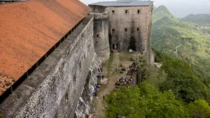 S-au călcat la propriu în picioare: 25 de morți la un eveniment tradițional în Haiti