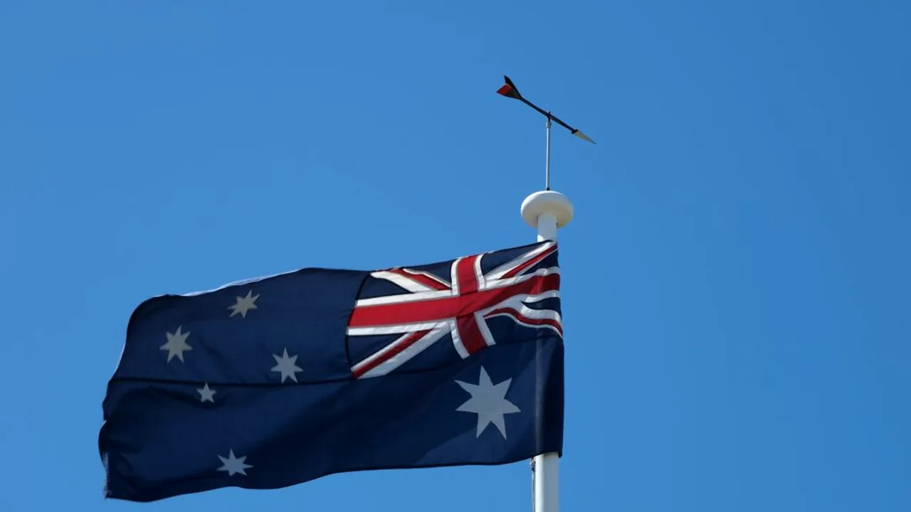 Două avioane cu 19 australieni ce au legături cu Statul Islamic au aterizat în Australia