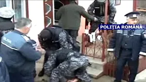 Tânăr care a furat o armă de vânătoare şi a tras cu ea, reţinut