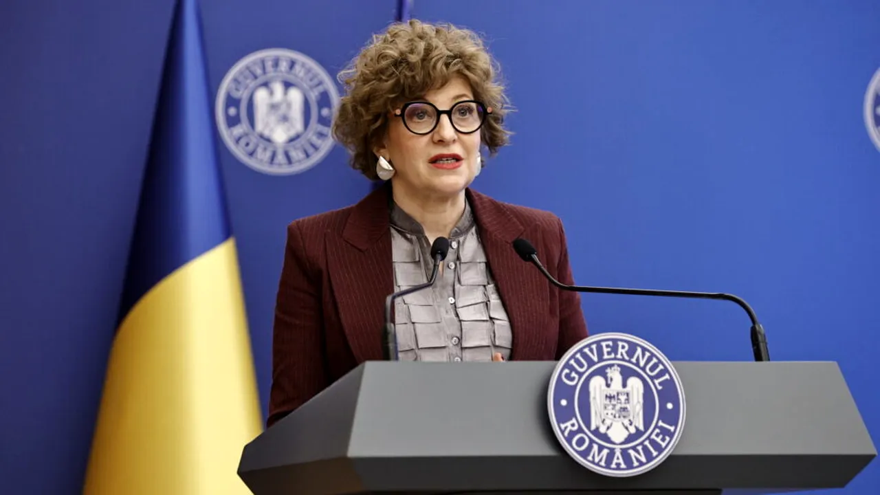 Ce conține mesajul trimis de vicepremierul Oana Gheorghiu parlamentarilor ca să nu voteze moțiunea de cenzură împotriva lui Ilie Bolojan. Ce îi răspund Petrișor Peiu și Adrian Câciu