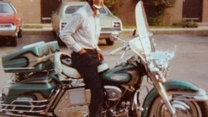 ULTIMA DORINŢĂ: Modul INEDIT în care un american a cerut să fie înmormântat - FOTO