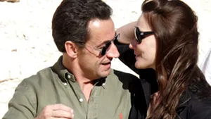 NouvelObs: Afirmaţia Carlei Bruni pe tema articolului cu SMS-ul lui Sarkozy, 