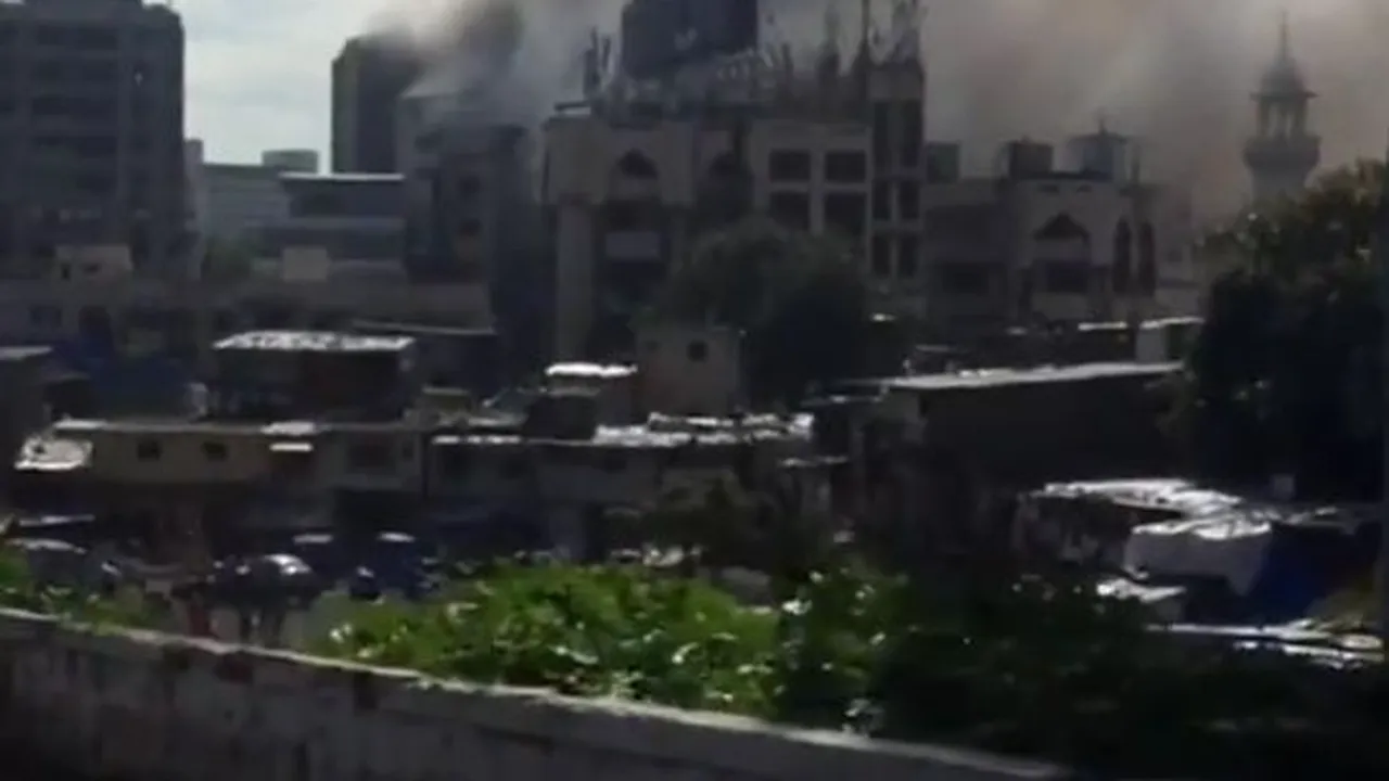 ALERTĂ în India: Incendiu la o clădire cu nouă etaje din oraşul Mumbai/ Zeci de persoane, salvate de pompieri