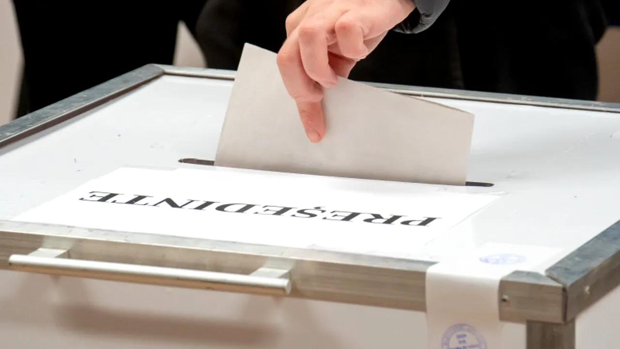Sâmbătă dimineață se încheie campania electorală pentru alegerile prezidențiale