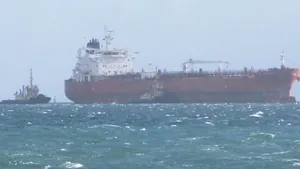 Navă din „flota din umbră” a Rusiei, observată în zona unui cablu din Marea Baltică