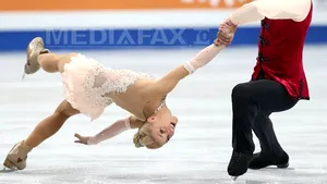 Aliona Savchenko şi Robin Szolkowy, campioni mondiali pentru a cincea oară la patinaj artistic, în ultima competiţie din carieră - FOTO