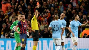 Arbitrul Eriksson, apărat de vicepreşedintele FIFA