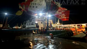 Una dintre cele două cutii negre ale avionului AirAsia a fost recuperată din mare 