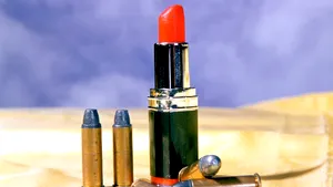 Nou dispozitiv împotriva violatorilor. Cum poate fi folosită arma în formă de ruj