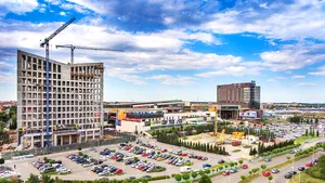 FOTO Au început lucrările la cel de-al treilea corp al Openville. Ansamblul va conţine cea mai înaltă clădire din România