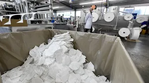 România. Vânzarea măştilor respiratorii tip FFP2 s-a dublat în ultimele 72 de ore
