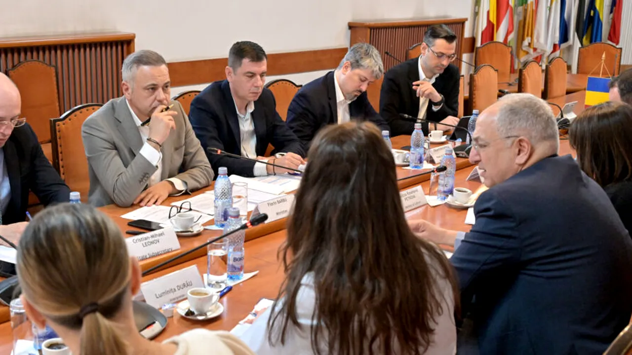 Florin Barbu s-a întâlnit cu comisarul european Costas Kadis. Cei doi au discutat viitorul pescuitului și acvaculturii în UE