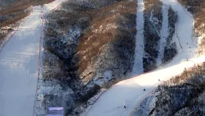 Noi CONTROVERSE privind staţiunea inaugurată în Coreea de Nord: Ce produse există în Masik Ski Resort, în ciuda embargoului - GALERIE FOTO