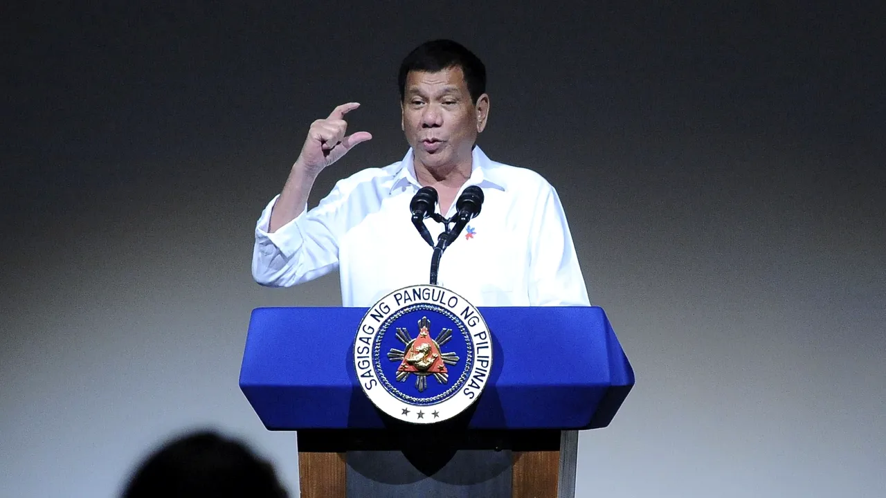 Senatori filipinezi: Duterte riscă destituirea după declaraţia că a omorât presupuşi infractori
