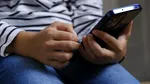 Senatul a adoptat Legea Majoratului Digital. Copiii sub 16 ani vor putea accesa platforme online doar cu acordul părinților