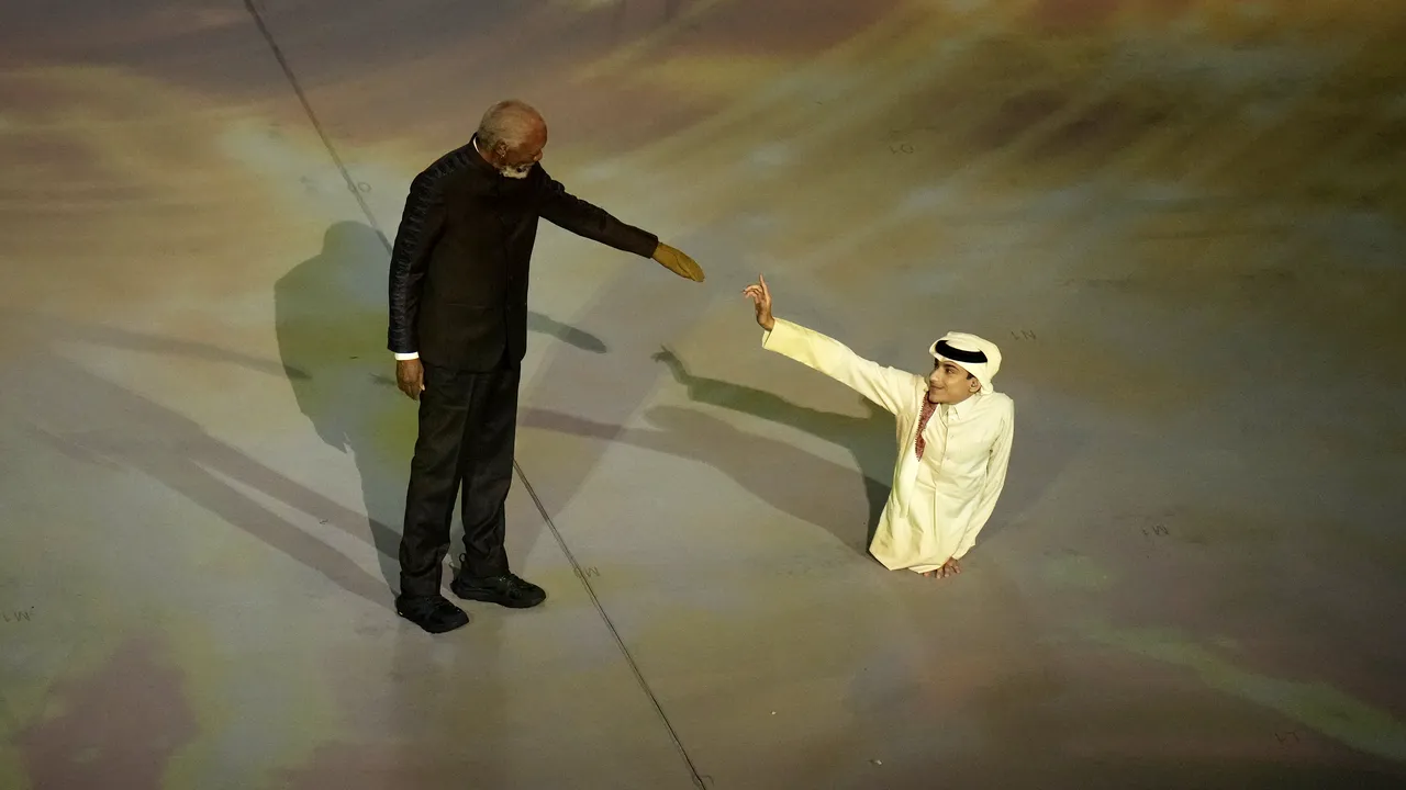 Sindromul de regresie caudală: ce este boala lui Ghanim al Muftah, vedeta ceremoniei de deschidere a Cupei Mondiale de fotbal

