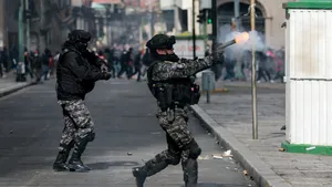 Parlamentul din Bolivia permite utilizarea armatei pentru a controla protestele împotriva președintelui