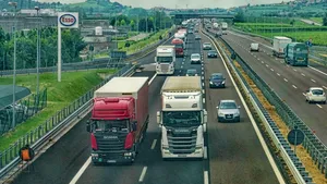 DSV Road: România începe să se pregătească pentru folosirea camioanelor electrice. 30% din transportul local de mărfuri poate fi făcut cu vehicule electrice până în 2030