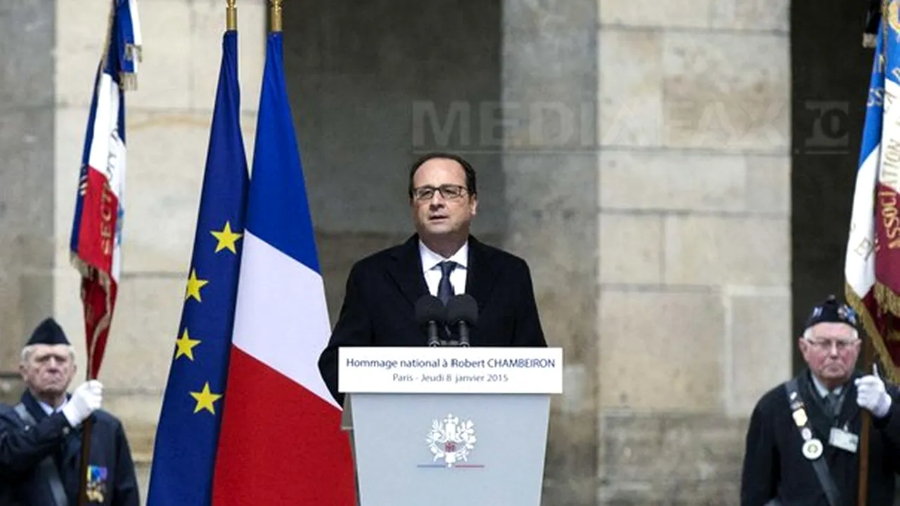 Popularitatea lui Hollande a crescut cu zece puncte procentuale după atentatele din Franţa