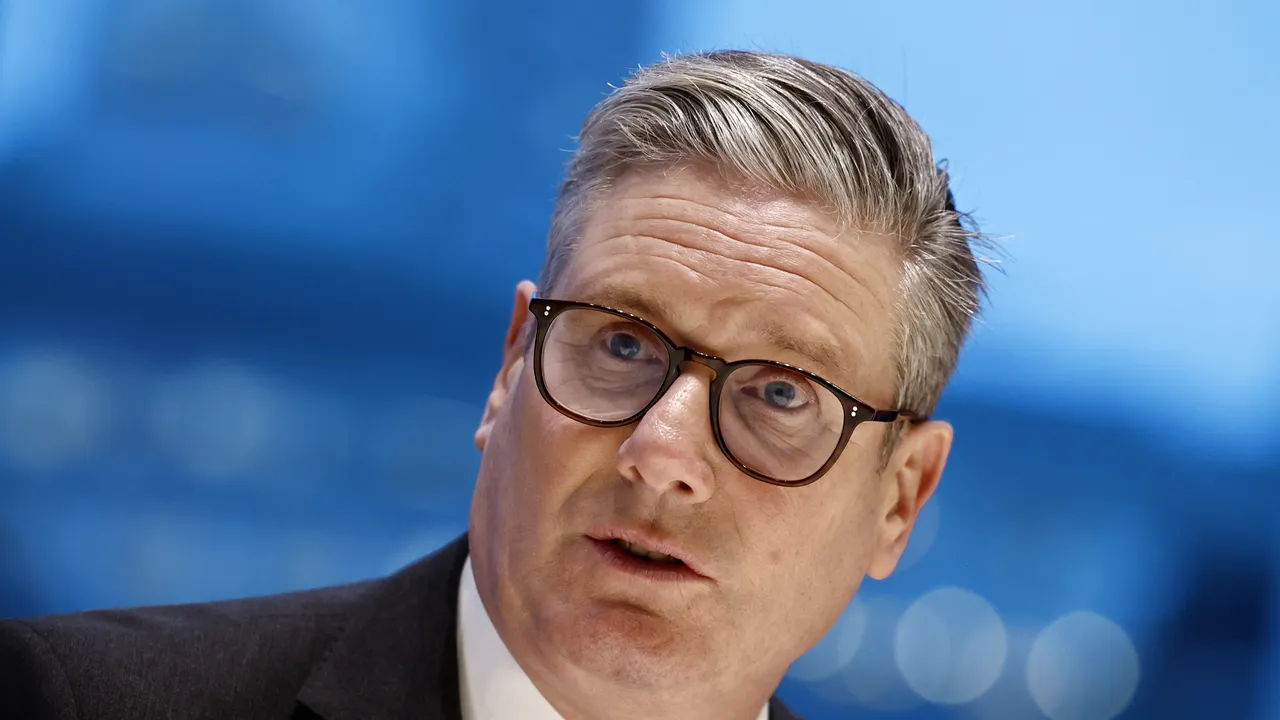 Premierul Marii Britanii încearcă să construiască o „punte” între Donald Trump şi Europa