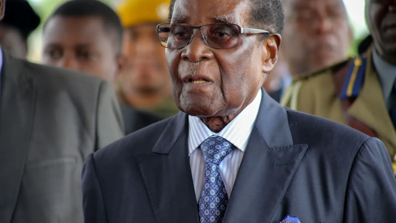 Robert Mugabe a fost destituit de la conducerea partidului de guvernământ din Zimbabwe