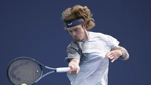 Rublev se întoarce la spital după ce a luat titlul la Madrid