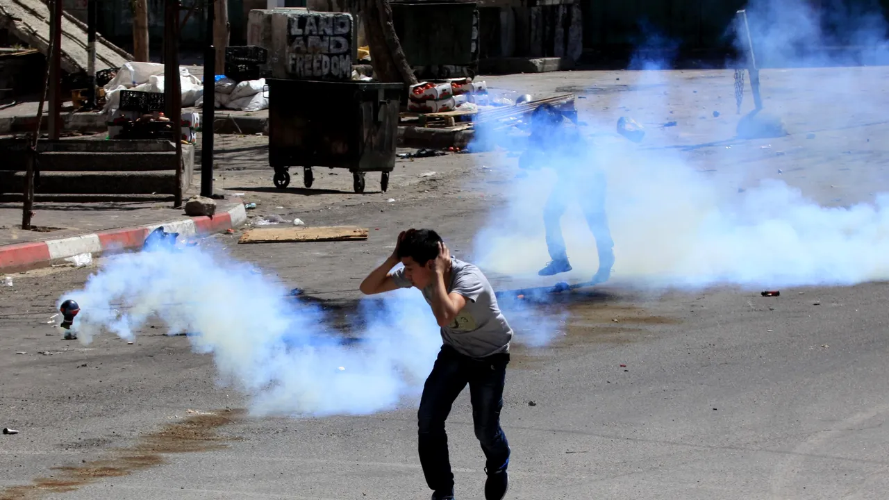 Violenţele de la frontiera Fâşiei Gaza: Protestatari palestinieni, împuşcaţi mortal de armata israeliană