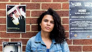 Actriţa Alina Şerban, o poveste spusă prin teatru: Complimentele nu anulează existenţa rasismului. „Sunt o Cenuşăreasă urbană”