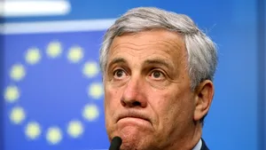 Ministrul italian de externe şi-a anulat o vizită la Paris după critici ale unui ministru francez