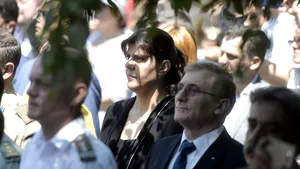 Cum se sărbătoreşte Ziua Franţei, în avans, la Bucureşti: Klaus Iohannis, absent / Laura Codruţa Kovesi a discutat cu procurorul general Bogdan Licu / FOTO, VIDEO