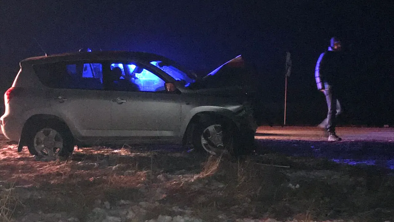 Una dintre victimele accidentului din Vaslui a murit; cinci adulţi şi 2 copii, la spital