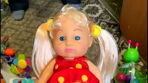 Cum arată prima păpuşă transgender pentru copii. FOTO