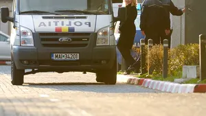 Elena Udrea şi-ar putea petrece Paştele în arest. Măsura arestului preventiv, prelungită până pe 25 aprilie