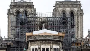 Reconstituirea catedralei Notre-Dame va începe în ianuarie 2021

