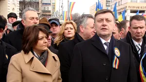 Antonescu, la Iaşi: Aş fi vrut ca Blaga să fie cu mine pe scenă. Şi cei care huiduie să fie cu noi