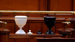 Romanian Lawmakers Vote On Opposition’s No-Confidence Motion Tuesday