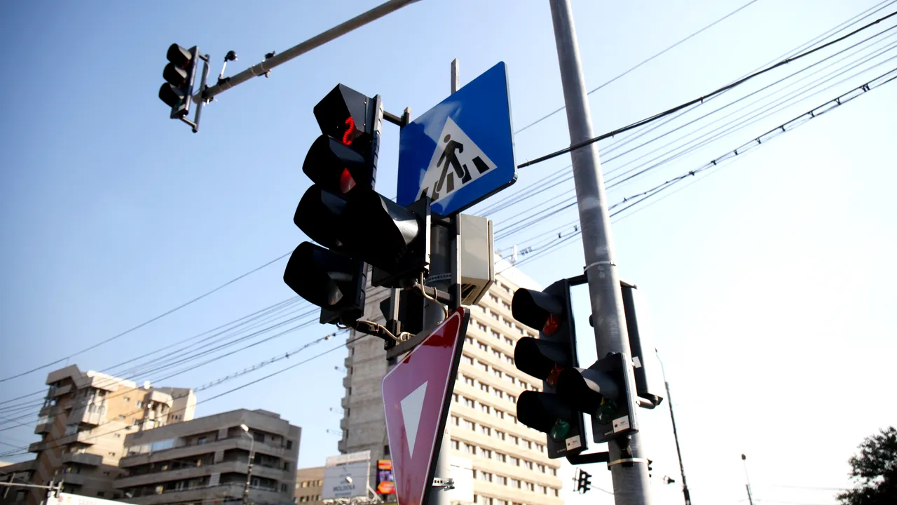 Sistemul de semaforizare inteligentă din Bucureşti ar putea fi extins. Primăria Capitalei a început demersurile