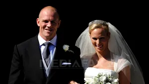 A doua nuntă regală a Marii Britanii: Zara Phillips, cea mai mare dintre nepoatele reginei Elizabeth a II-a, s-a căsătorit - FOTO