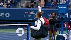 Simona Halep, învinsă în decisiv de Serena Williams în sferturile US Open: 