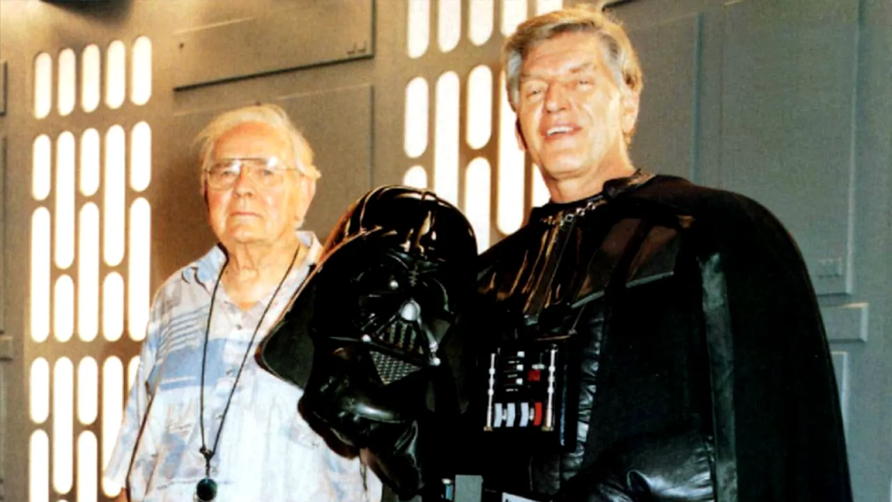 A murit Dave Prowse, actorul ce a jucat rolul lui Darth Vader în trilogia originală Star Wars