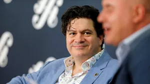 Cristian Măcelaru, dirijor român de renume, numit Cetățean de Onoare al Bucureștiului